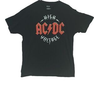 NWT AC/DC Medium Black Graphic T-Shirt